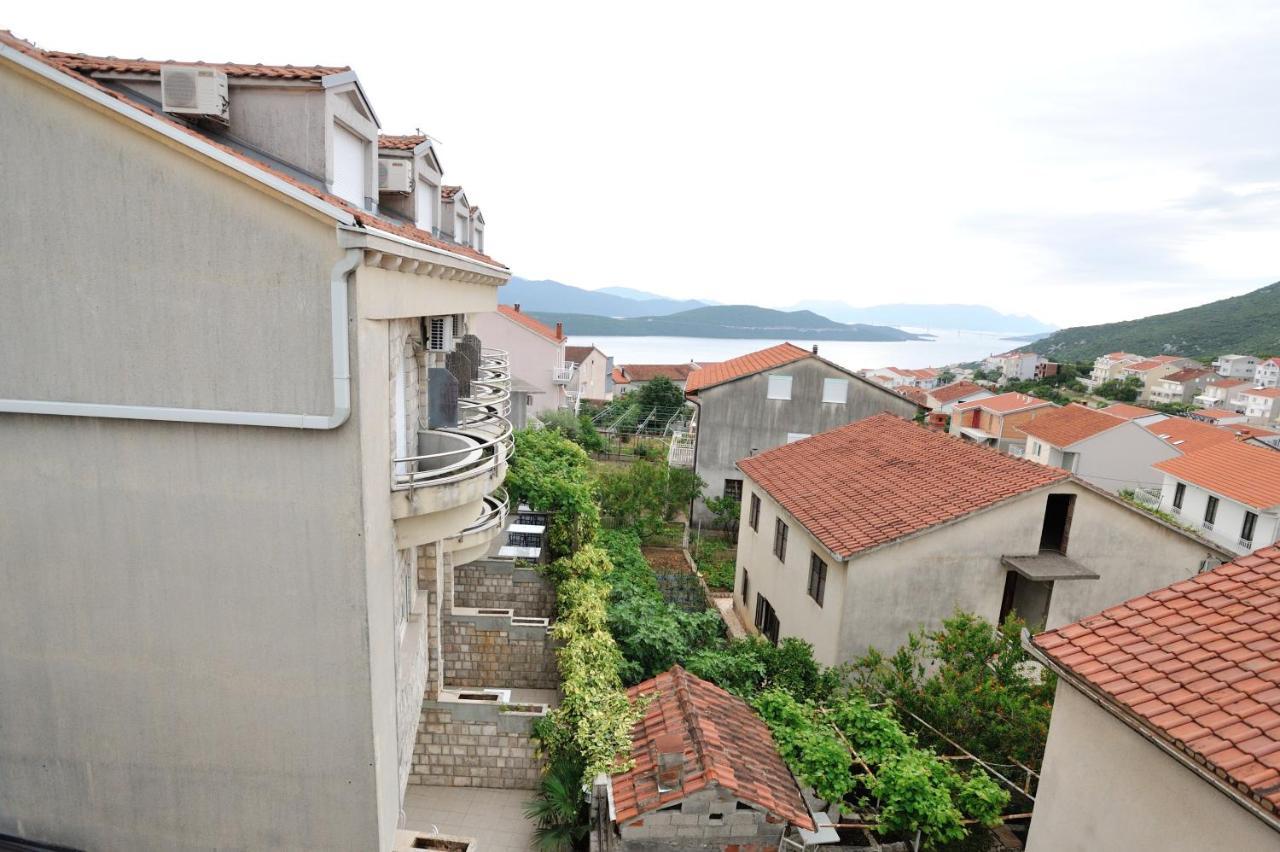 Hotel Lav Neum Eksteriør bilde
