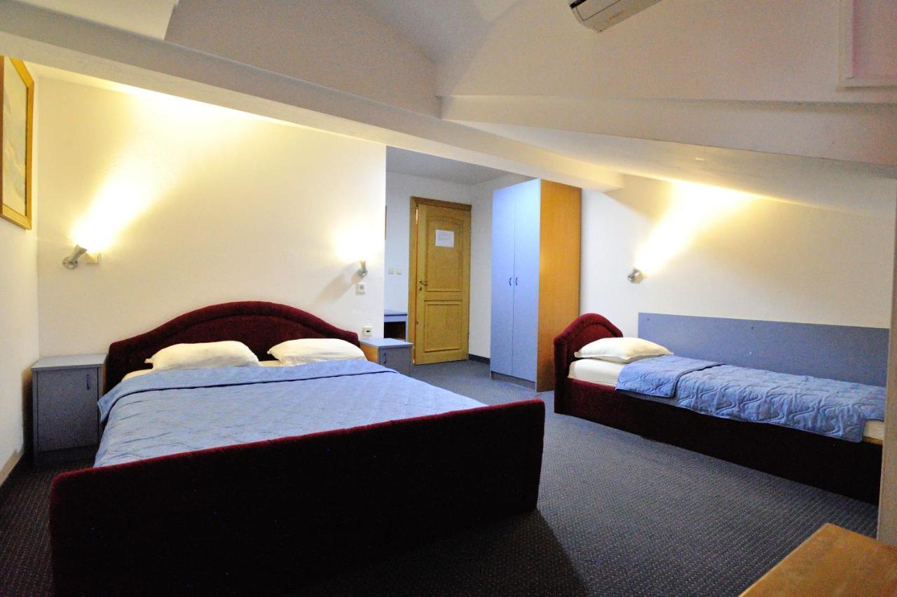 Hotel Lav Neum Eksteriør bilde