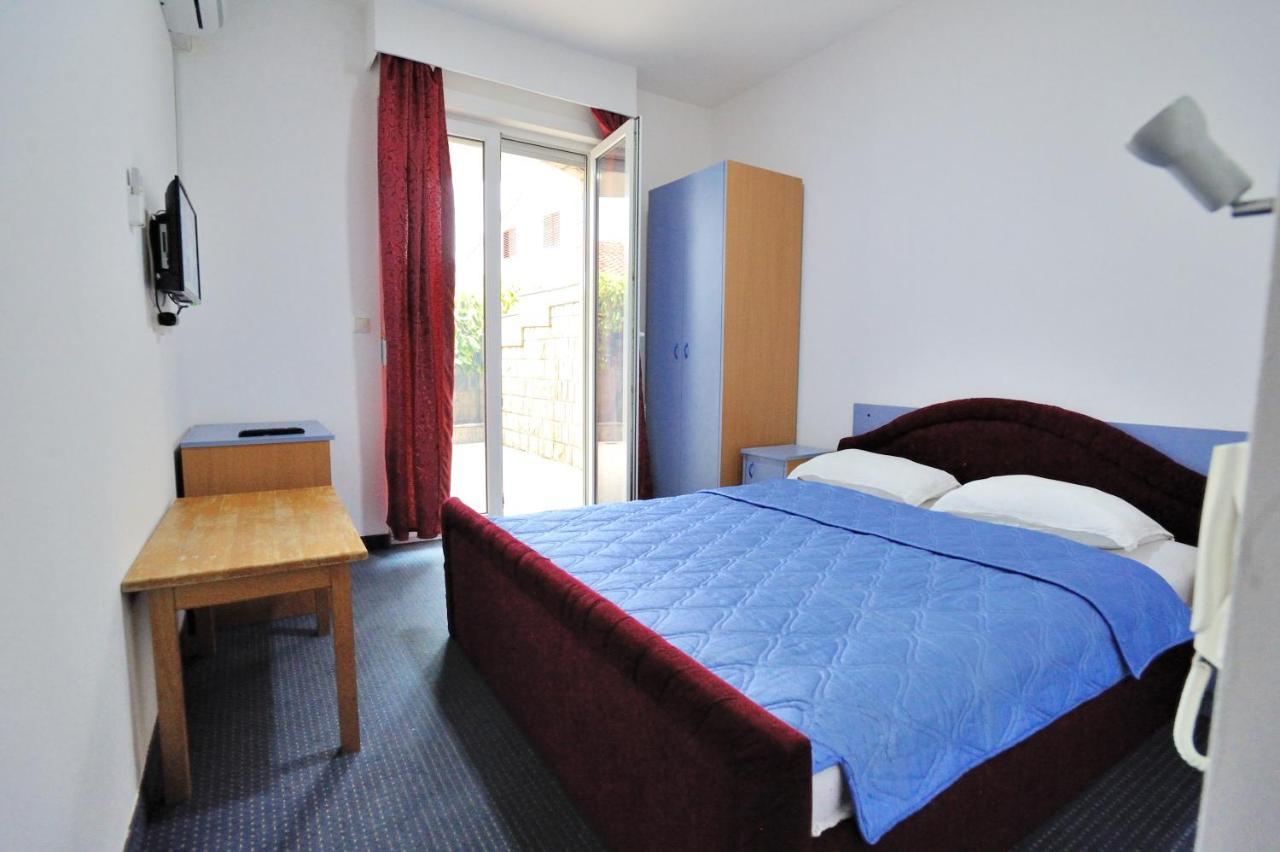 Hotel Lav Neum Eksteriør bilde