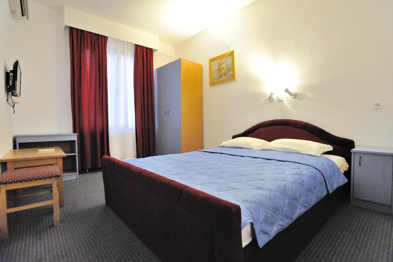 Hotel Lav Neum Eksteriør bilde