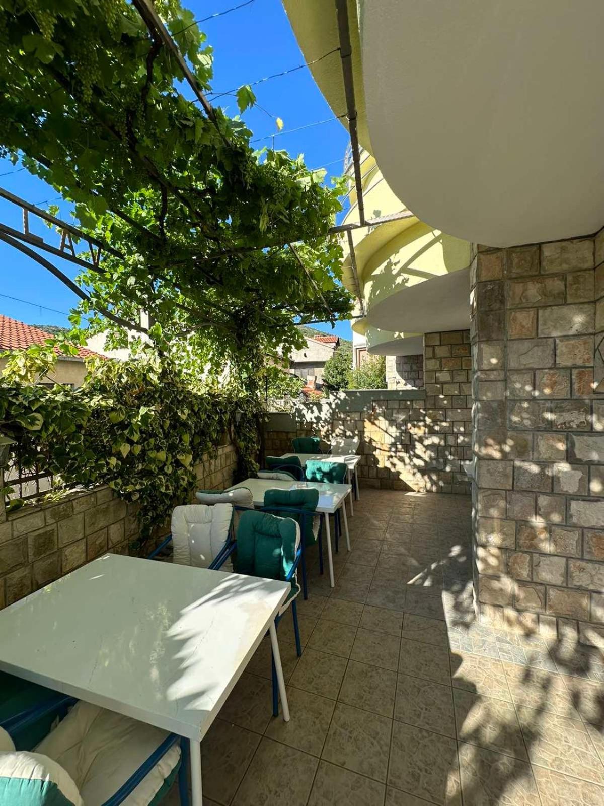 Hotel Lav Neum Eksteriør bilde